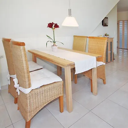 Apartamento Haus Miramare Ostseebad Kühlungsborn Exterior foto